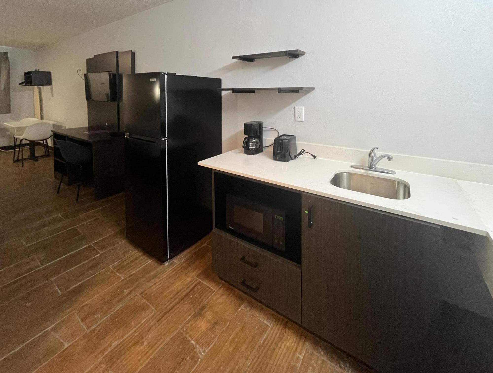 Studio 6 Suites Hurricane, Wv Eksteriør bilde